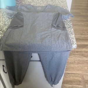 Hanes Comfort Fit scrub top and pants set